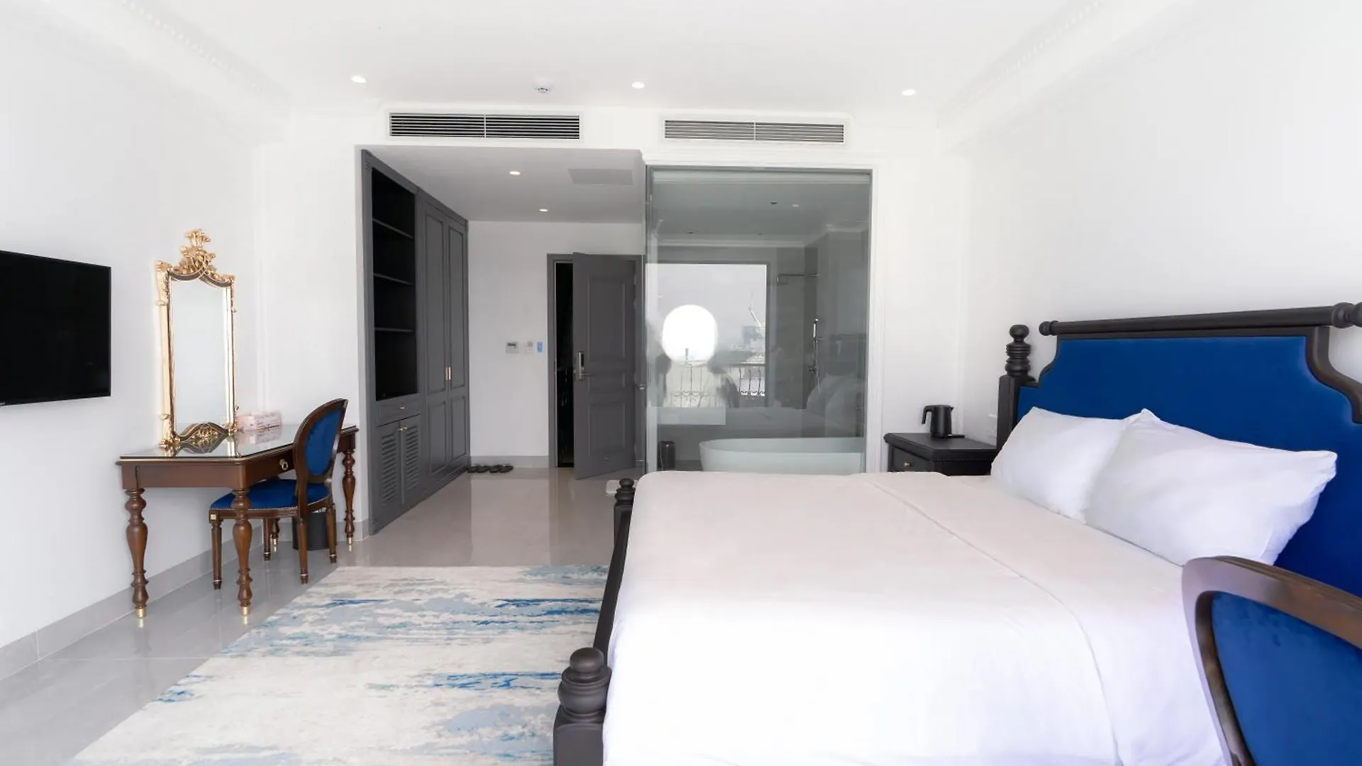 Quang Minh Riverside Hotel Danang
